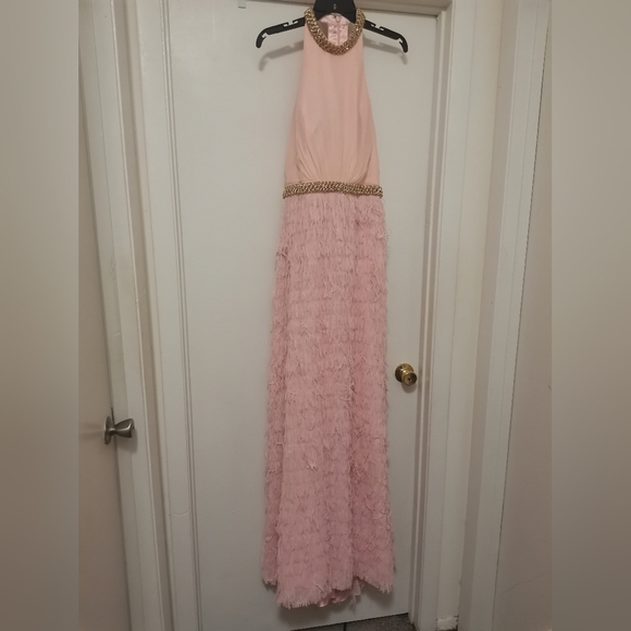 2Cute Dress - Picture 3 of 10